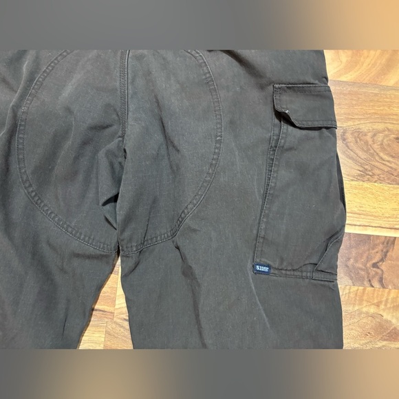 5.11 Tactical Pants Mens Med 31-5-35 Brown Cargo Utility EMS Baggy Stretch Zip - Picture 5 of 7